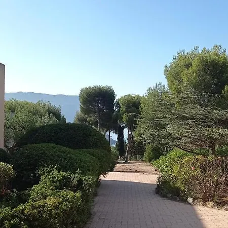 Apartment Bleu Cassis-vintage -3 Ch- Magnifique Vue Mer- Parking Gratuit Et Jardin Cassis