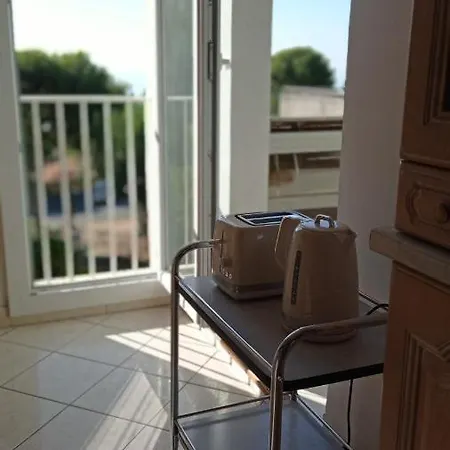 Apartment Bleu Cassis-vintage -3 Ch- Magnifique Vue Mer- Parking Gratuit Et Jardin