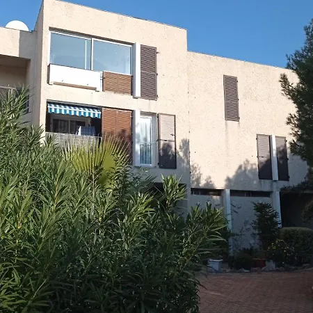 Apartment Bleu Cassis-vintage -3 Ch- Magnifique Vue Mer- Parking Gratuit Et Jardin Cassis